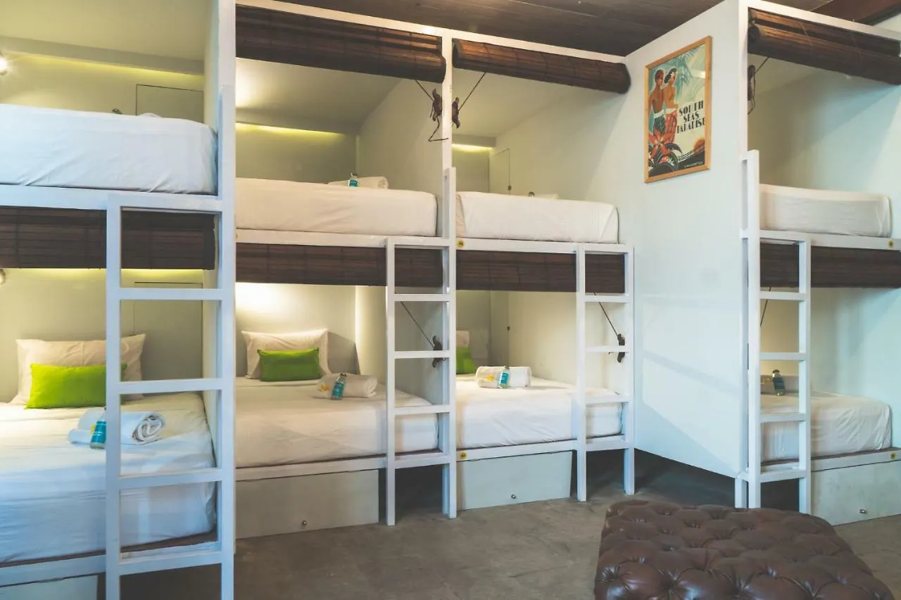 Socialista Lifestyle Hostel Σεμινιάκ