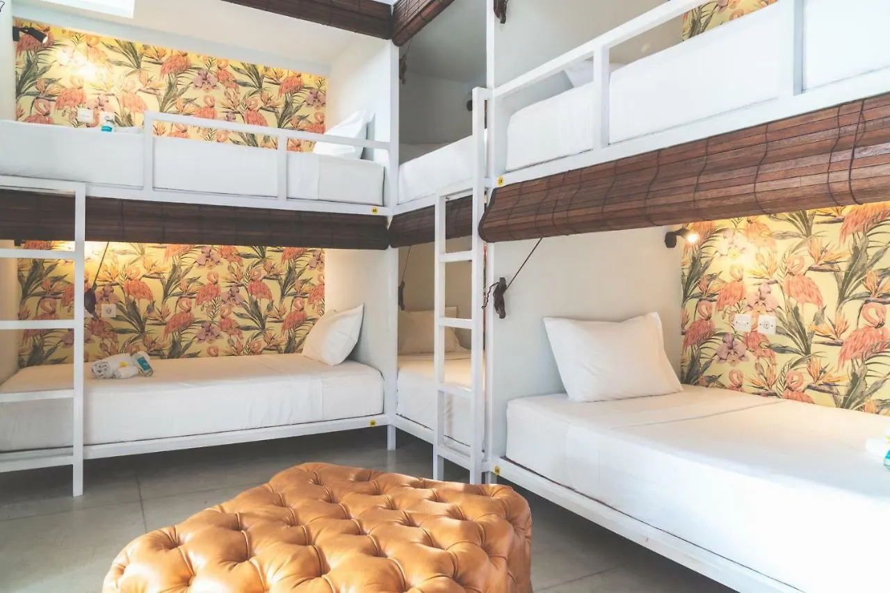 Socialista Lifestyle Hostel Σεμινιάκ