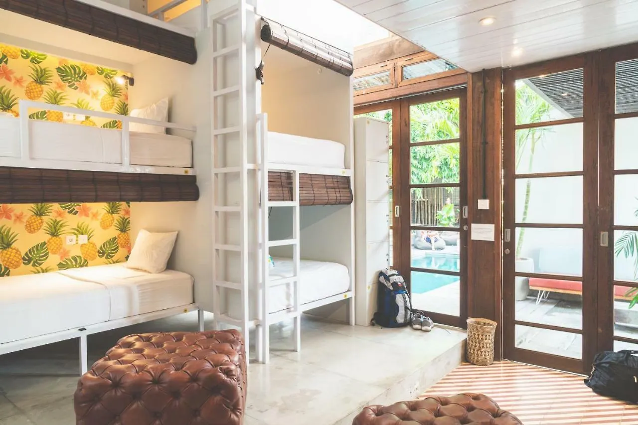 Socialista Lifestyle Hostel Σεμινιάκ Ινδονησία
