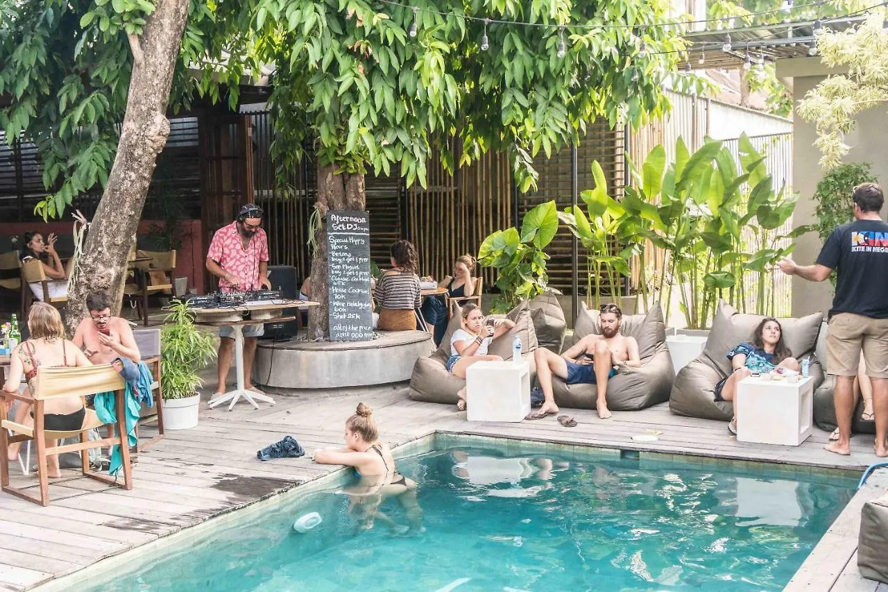 Socialista Lifestyle Hostel Σεμινιάκ
